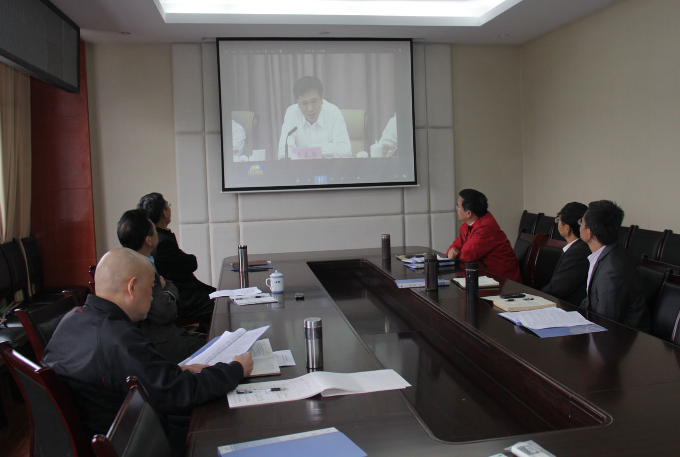 学院召开党委班子学习习近平总书记讲话电视专题会