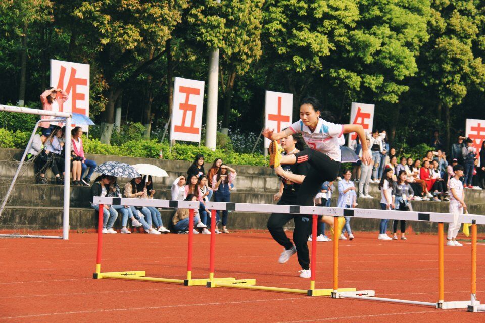 学院第七届田径运动会圆满落下帷幕